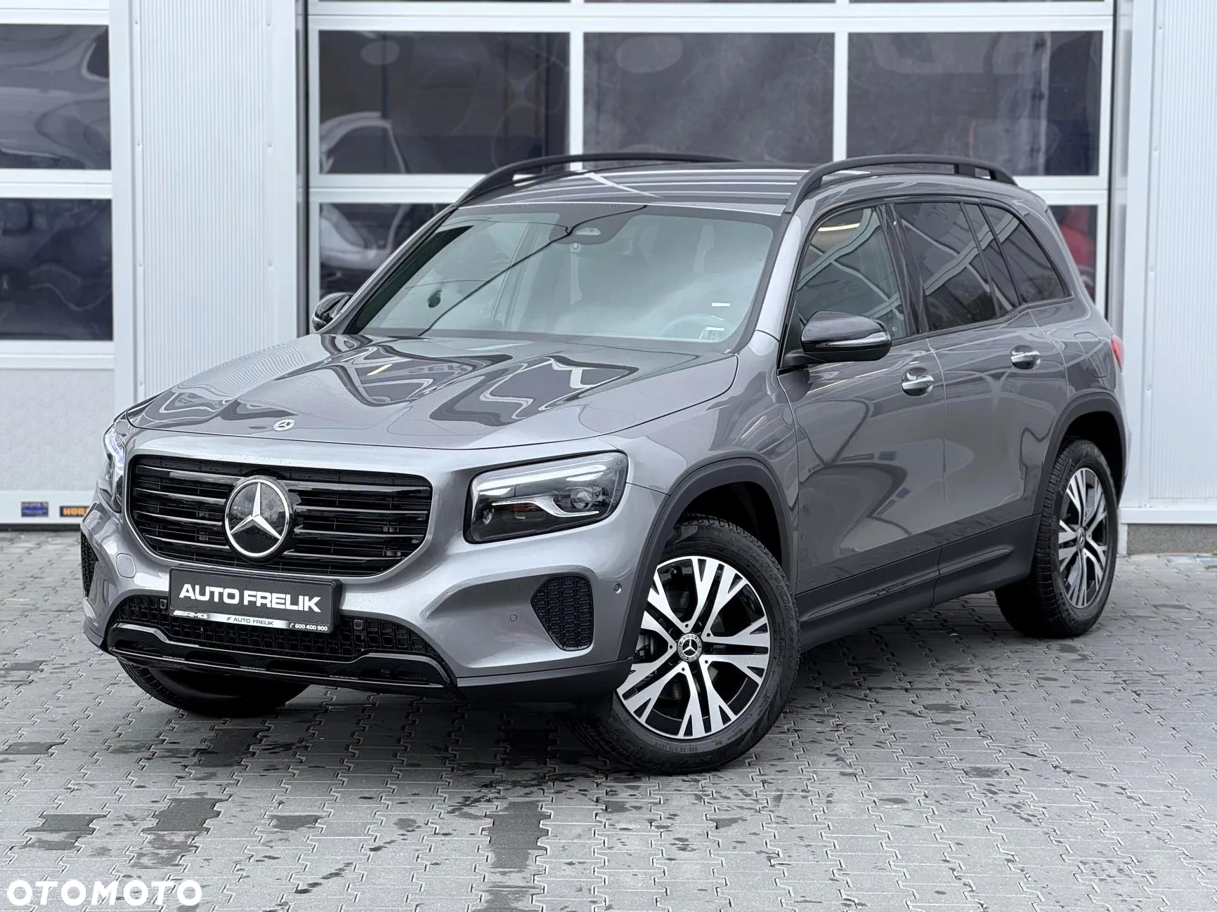 Mercedes-Benz GLB 200 Progressive 7G-DCT - 2