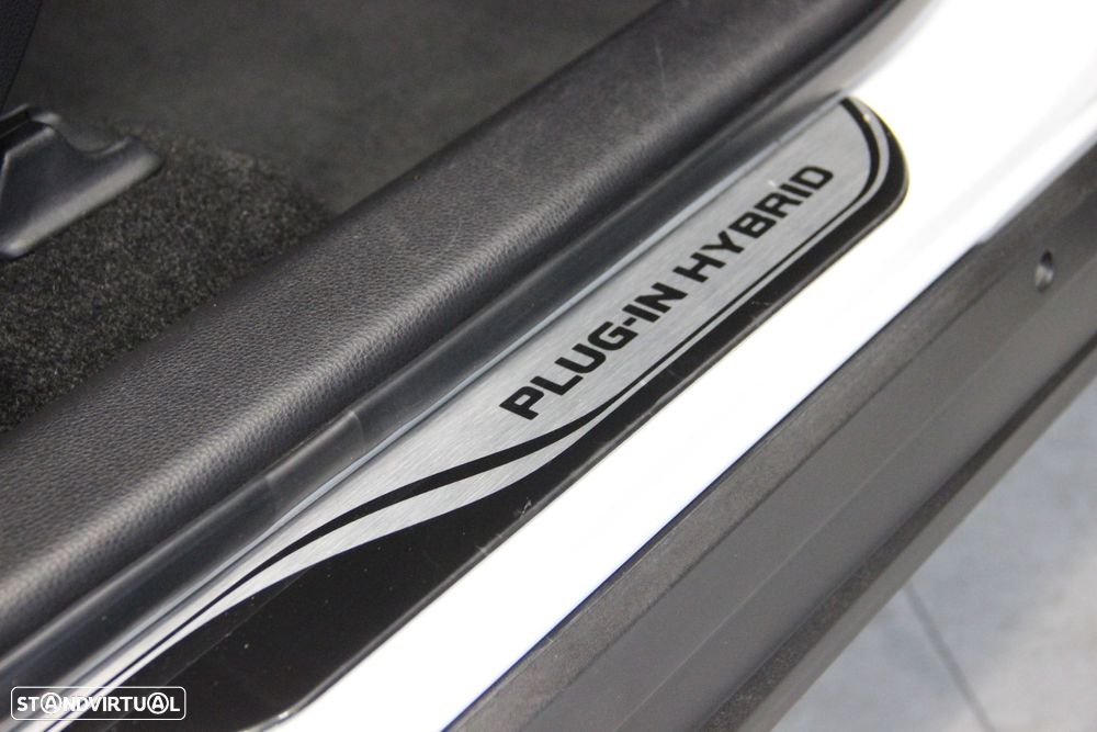 Toyota RAV4 2.5 Plug-in Hybrid Luxury - 19
