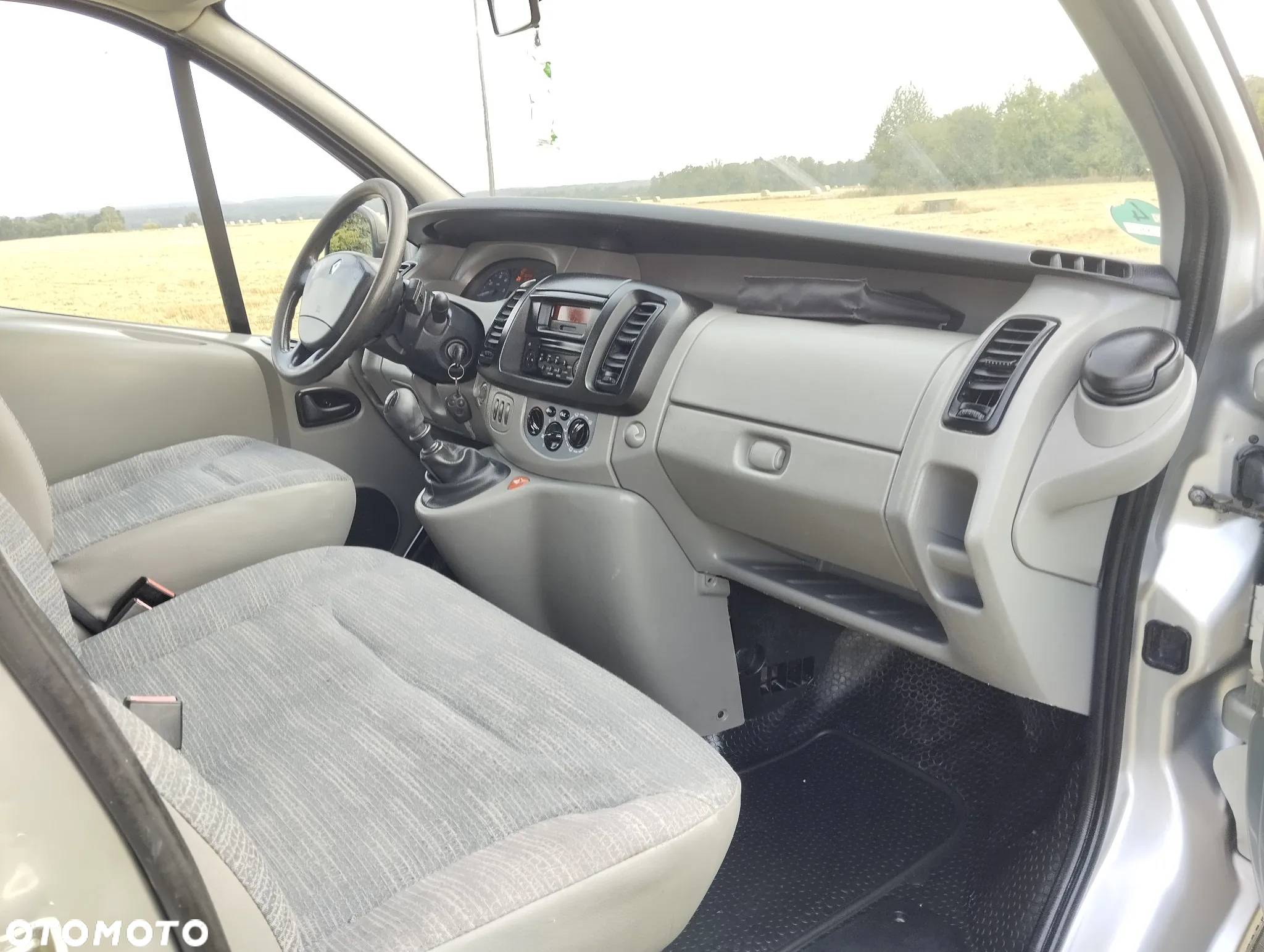 Renault Trafic - 8