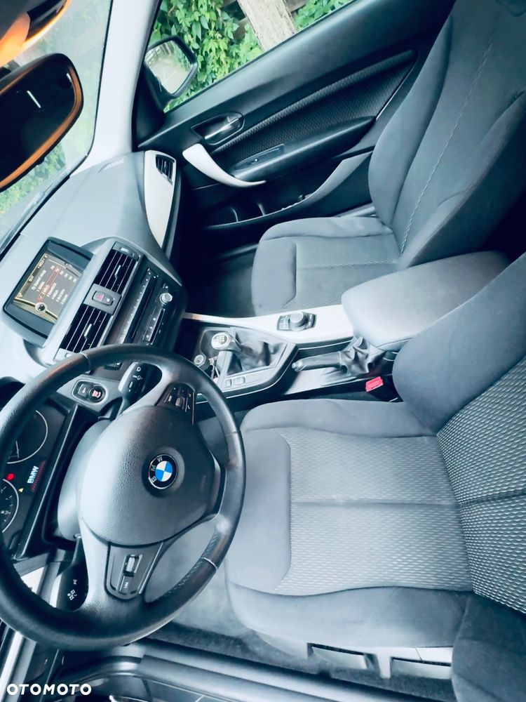 BMW Seria 1 114i - 11