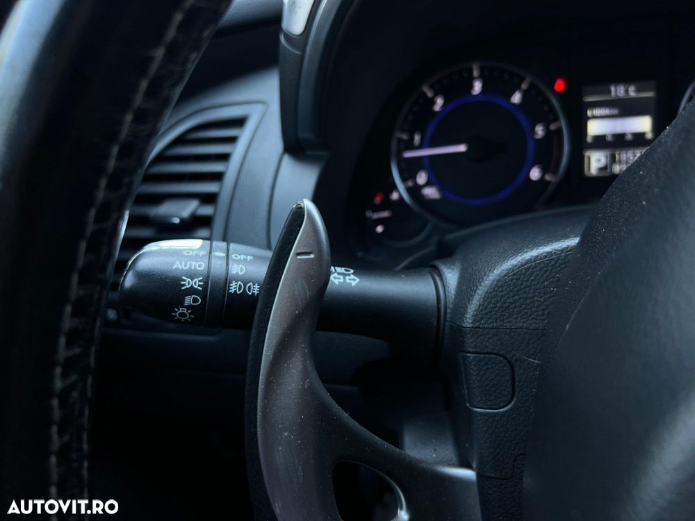 INFINITI FX 30 2012 — imagine 28
