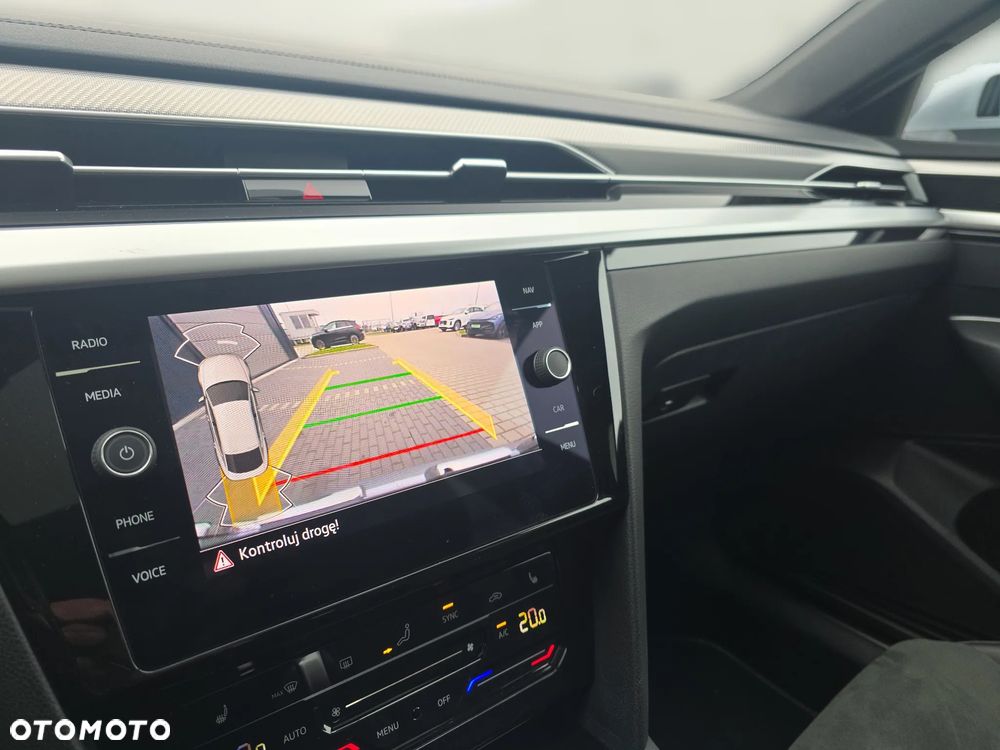 Volkswagen Arteon 2.0 TSI R-Line DSG - 25