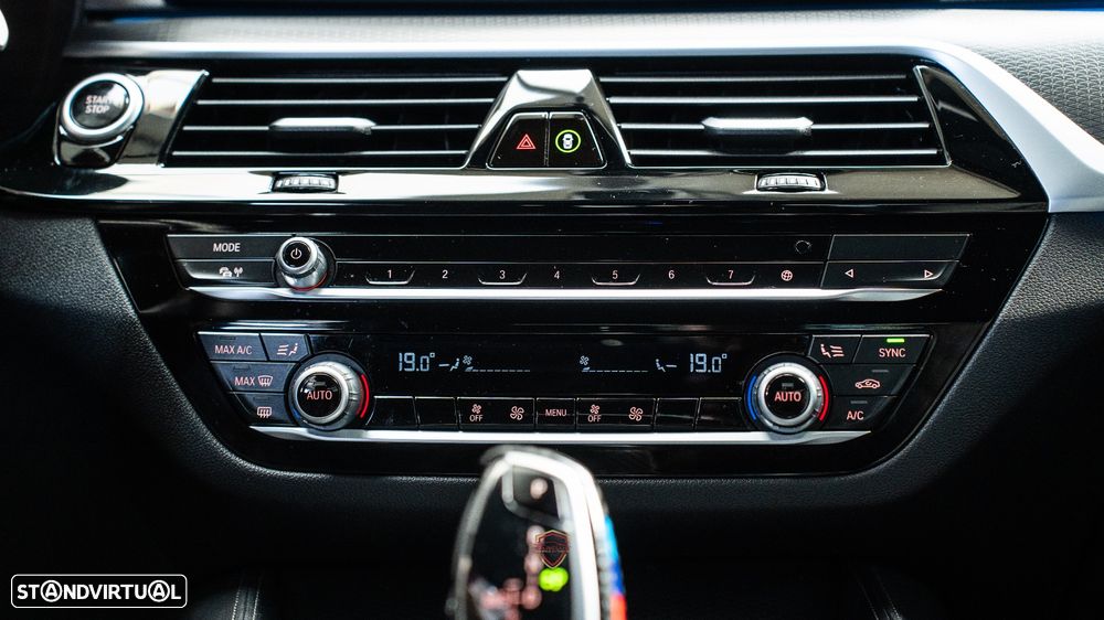 BMW 530 e Pack M - 37