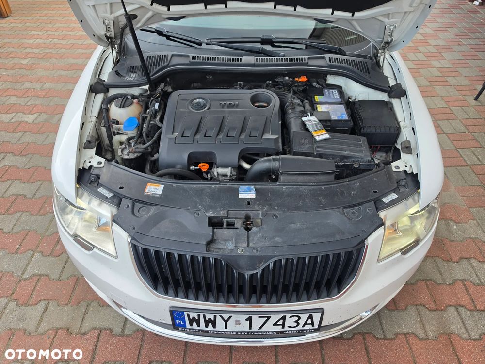 Skoda Superb 2.0 TDI Exclusive - 8