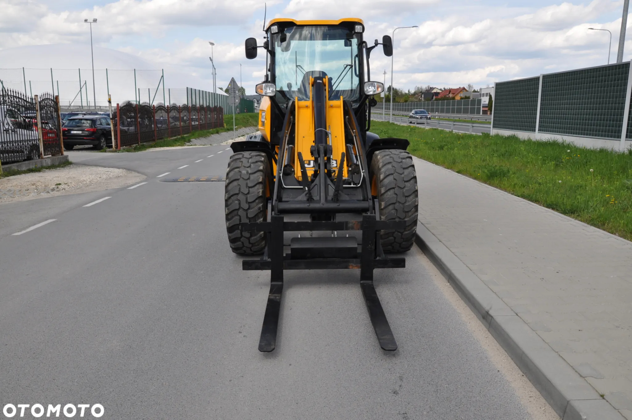 JCB WLS 409 SV MAŁO MTG 359 WIDŁY DO PALET KRAJOWA I WŁAŚCICIEL DOSTĘPNA OD RĘKI - 22