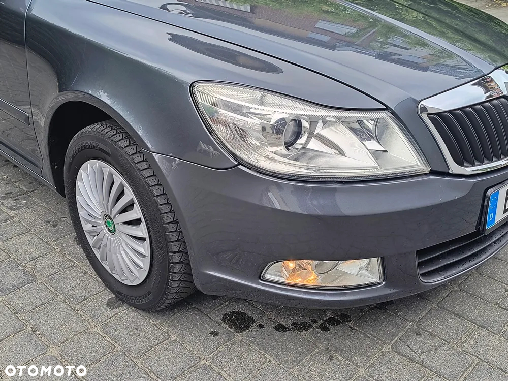 Skoda Octavia 1.6 Active - 9