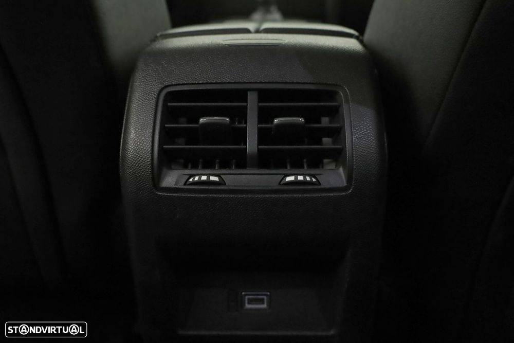 Opel Astra 1.5 D Elegance - 22