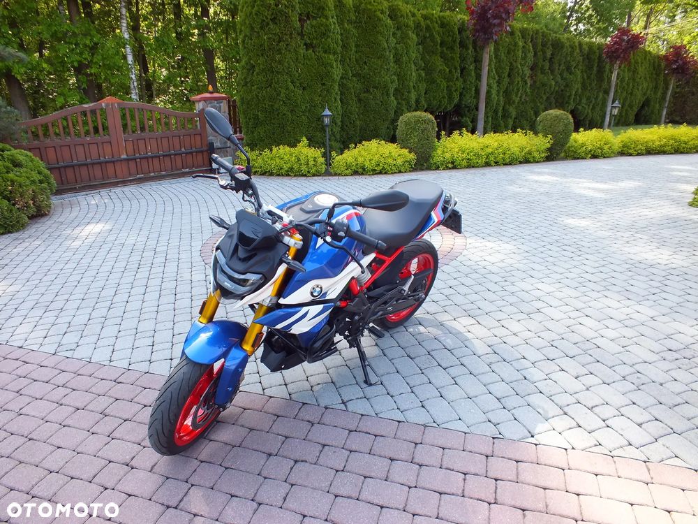 BMW G - 6
