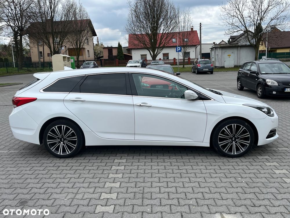 Hyundai i40 1.7 CRDi Comfort + - 16