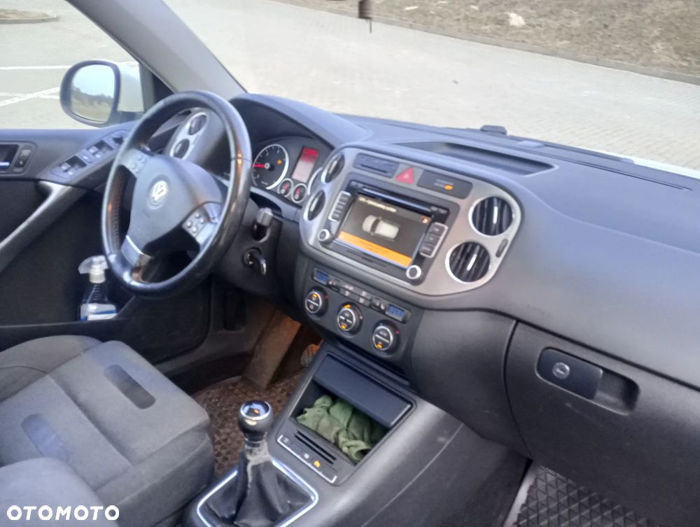 Volkswagen Tiguan 2.0 TDI DPF 4Motion Team - 8