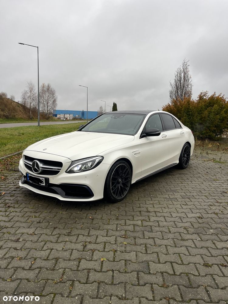 Mercedes-Benz Klasa C AMG 63 - 2