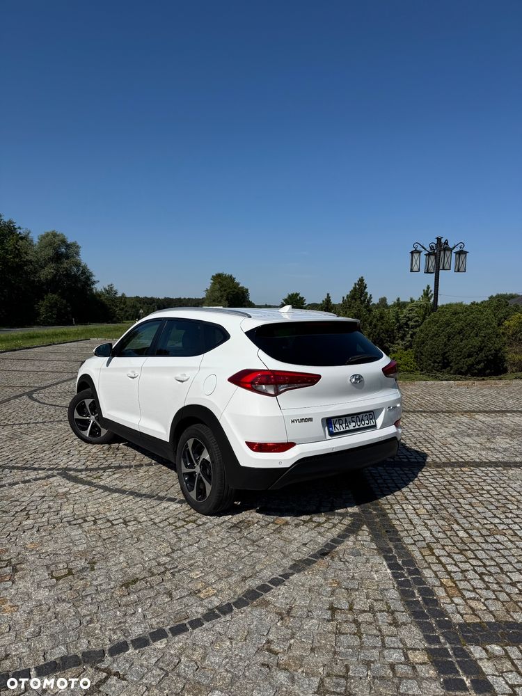 Hyundai Tucson 1.7 CRDI BlueDrive Comfort 2WD - 5