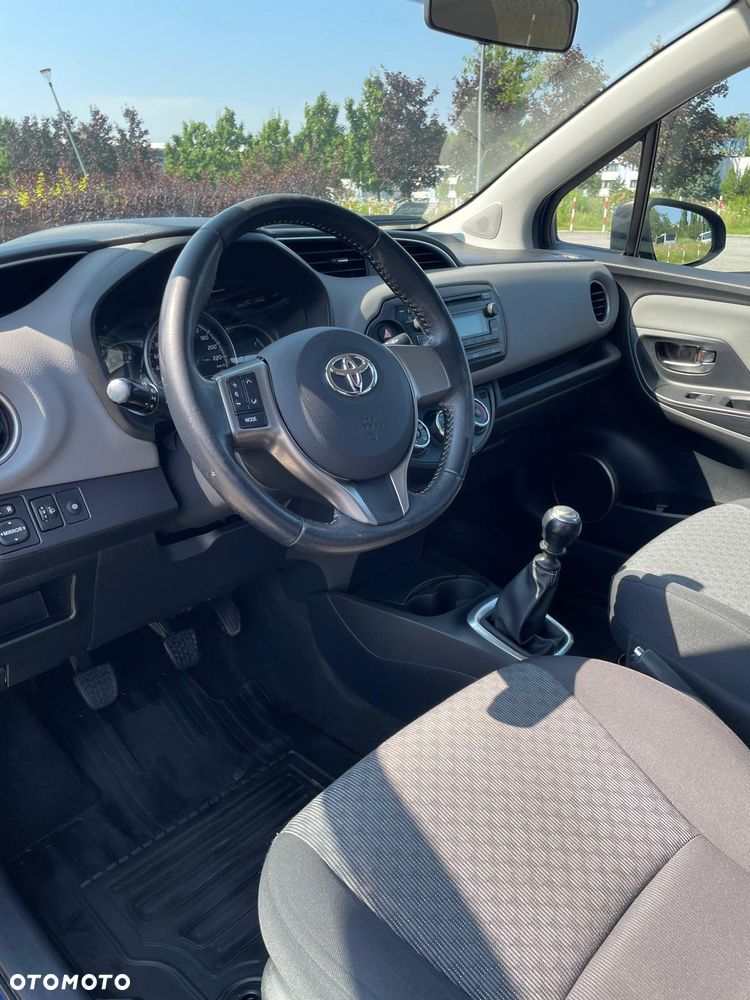 Toyota Yaris 1.33 Active EU6 - 9