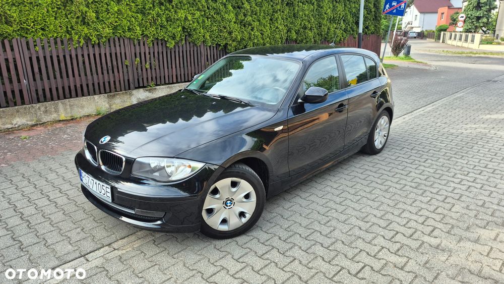 BMW Seria 1 - 21