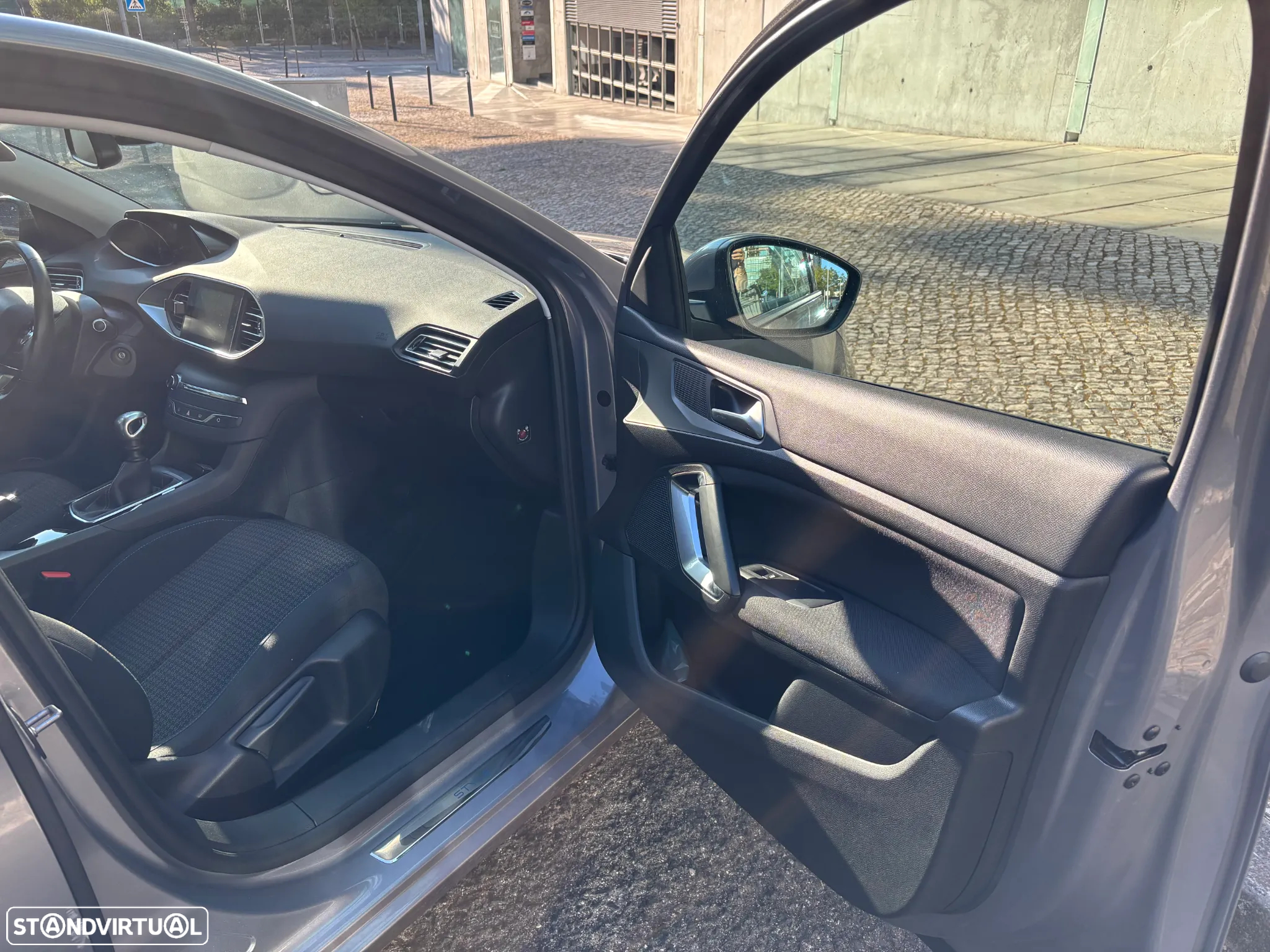 Peugeot 308 - 16