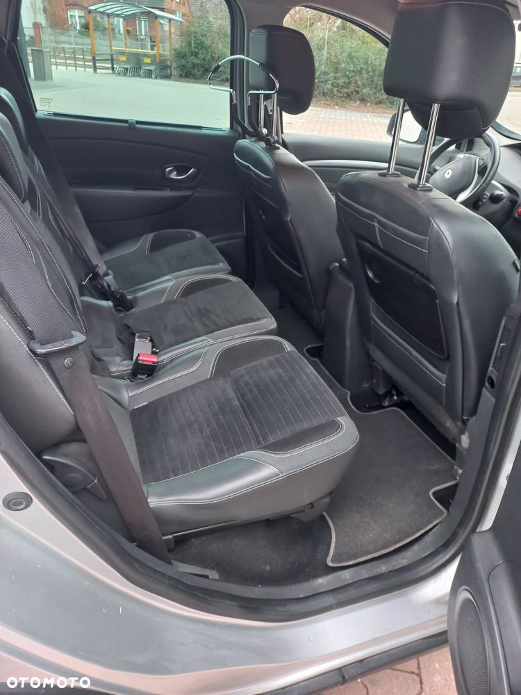Renault Scenic dCi 110 Xmod Paris - 12