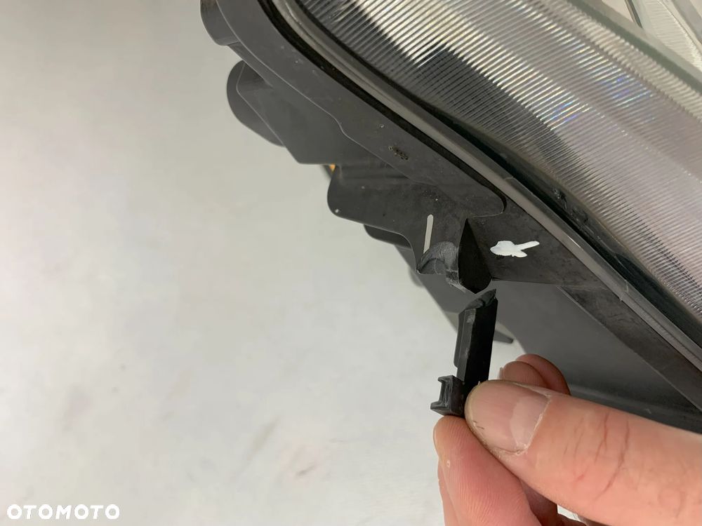 Nissan Navara D40 Pathfinder FL 10-13r Reflektor lewy lampa lewa Lift - 2