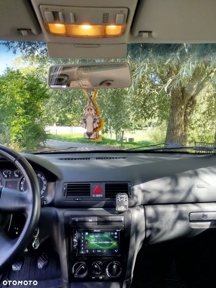 Skoda Octavia 1.9 TDI Tour - 17