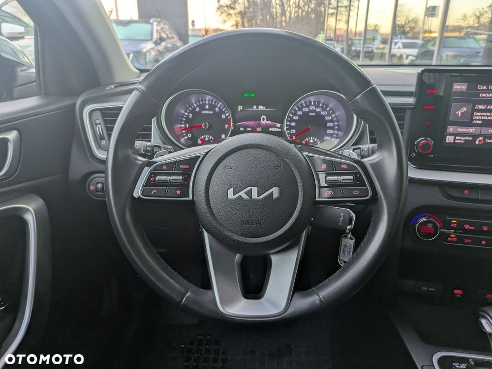 Kia Ceed 1.5 T-GDI M DCT - 24