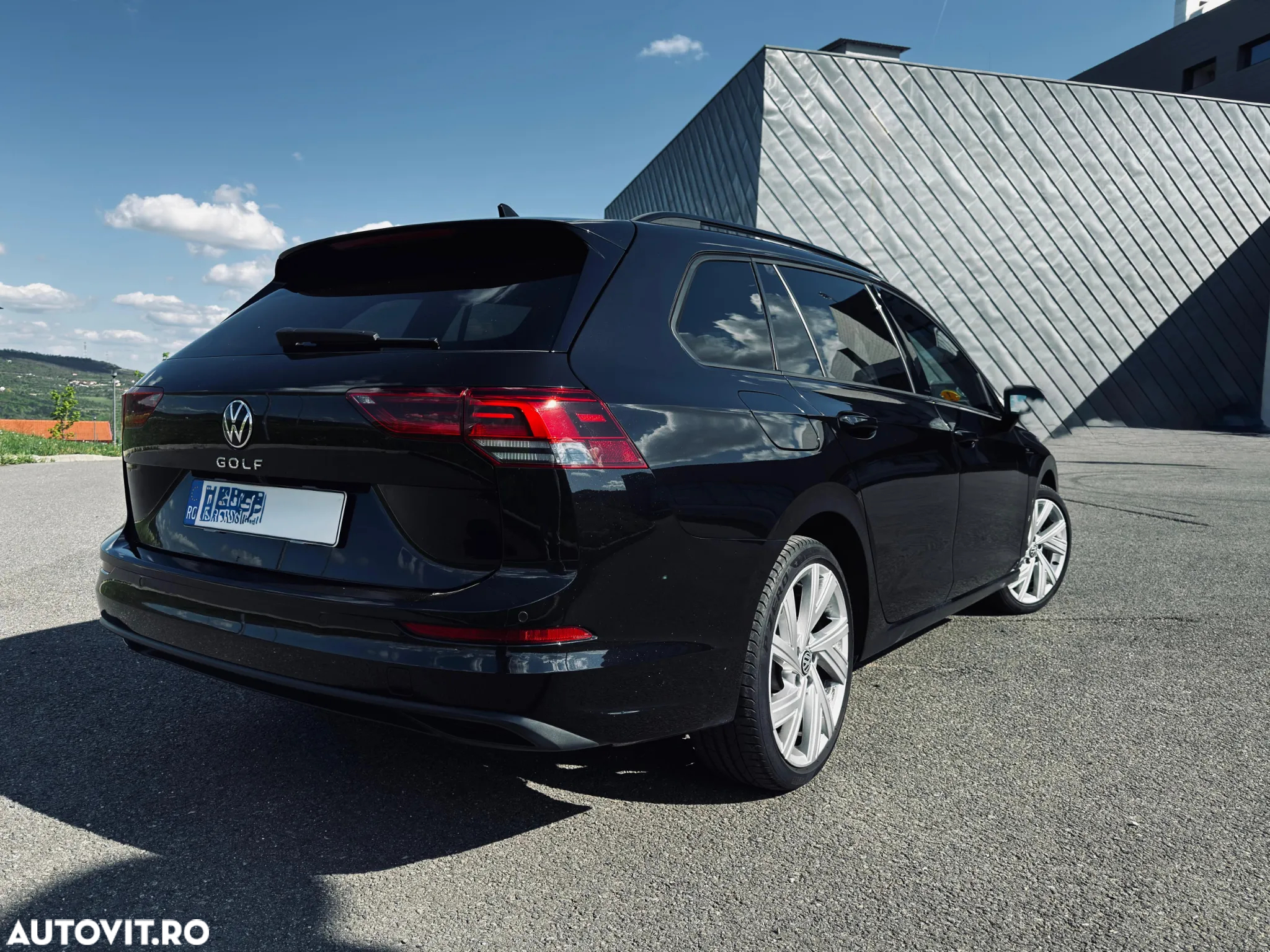 Volkswagen Golf - 3