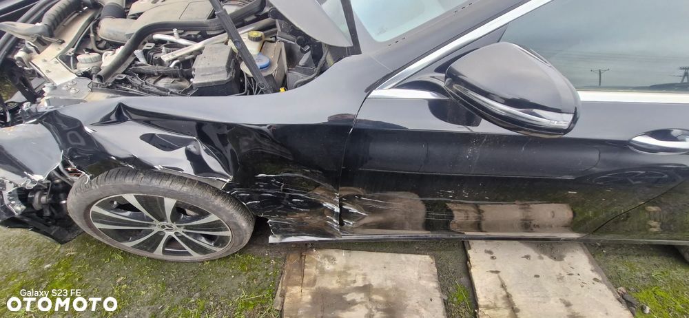 Mercedes-Benz Klasa E 220 d 4Matic 9G-TRONIC Avantgarde - 12