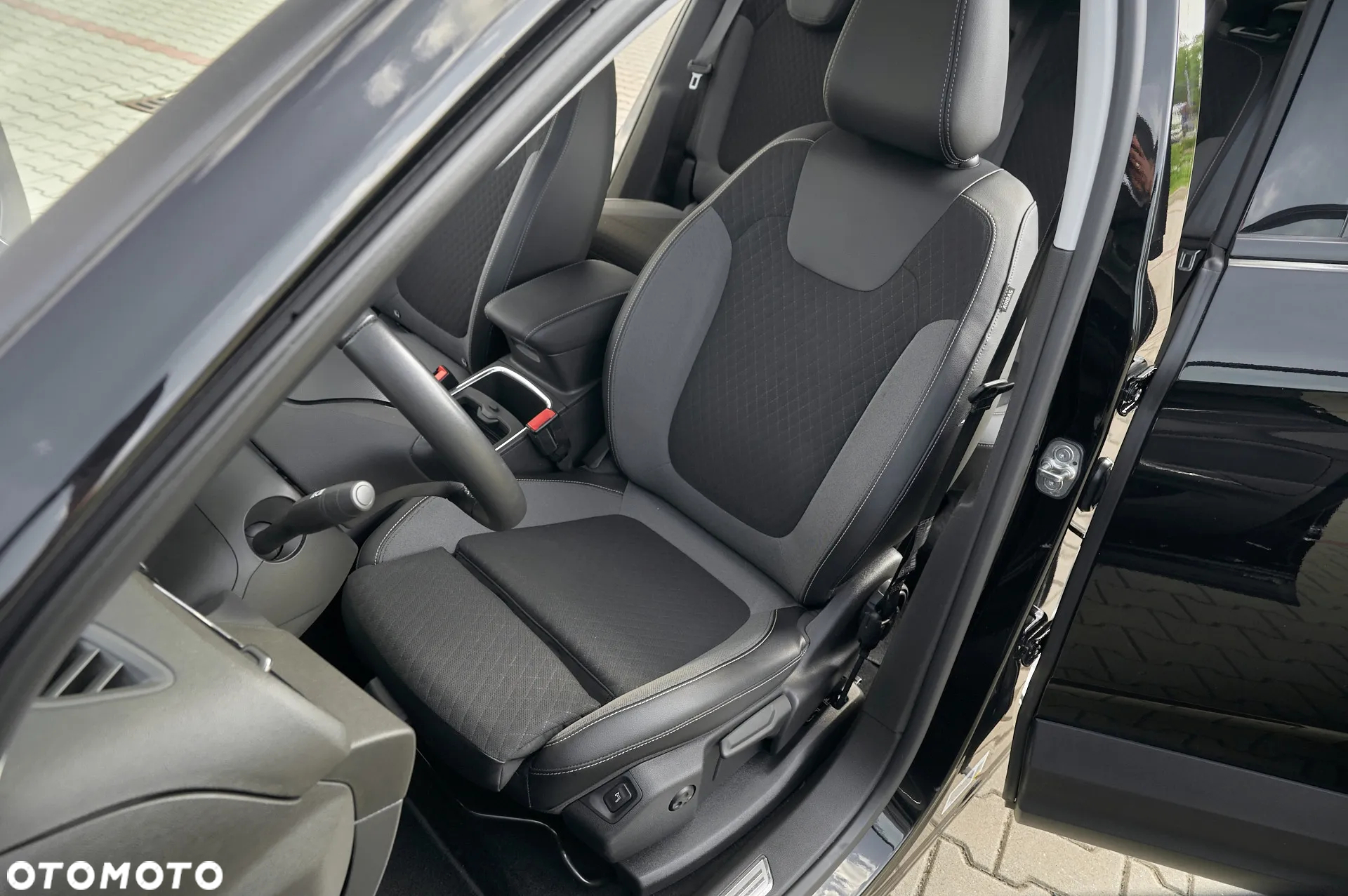 Opel Grandland X 1.2 T Innovation S&S - 23