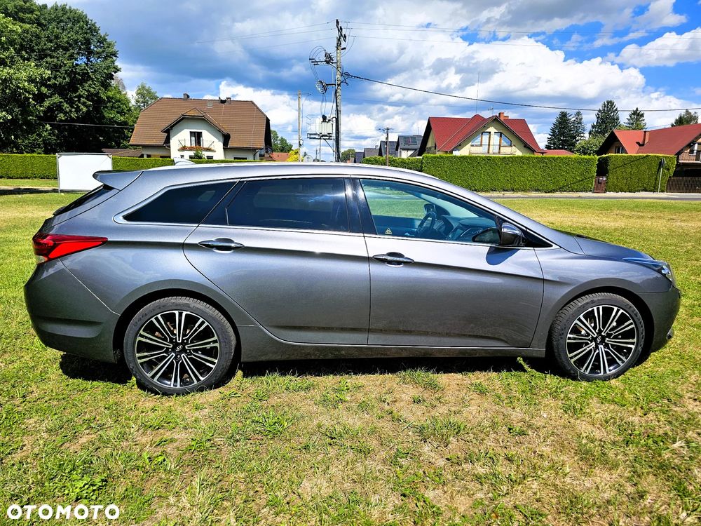 Hyundai i40 Kombi 1.7 CRDi Premium - 19