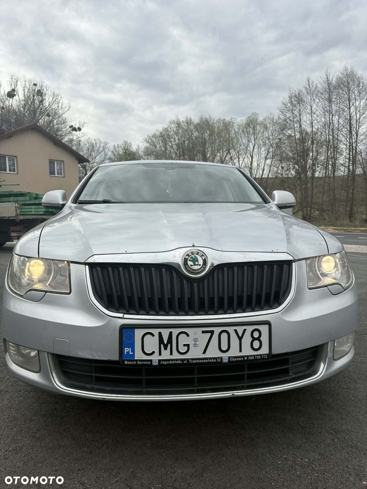 Skoda Superb 2.0 TDI Ambition DSG - 3