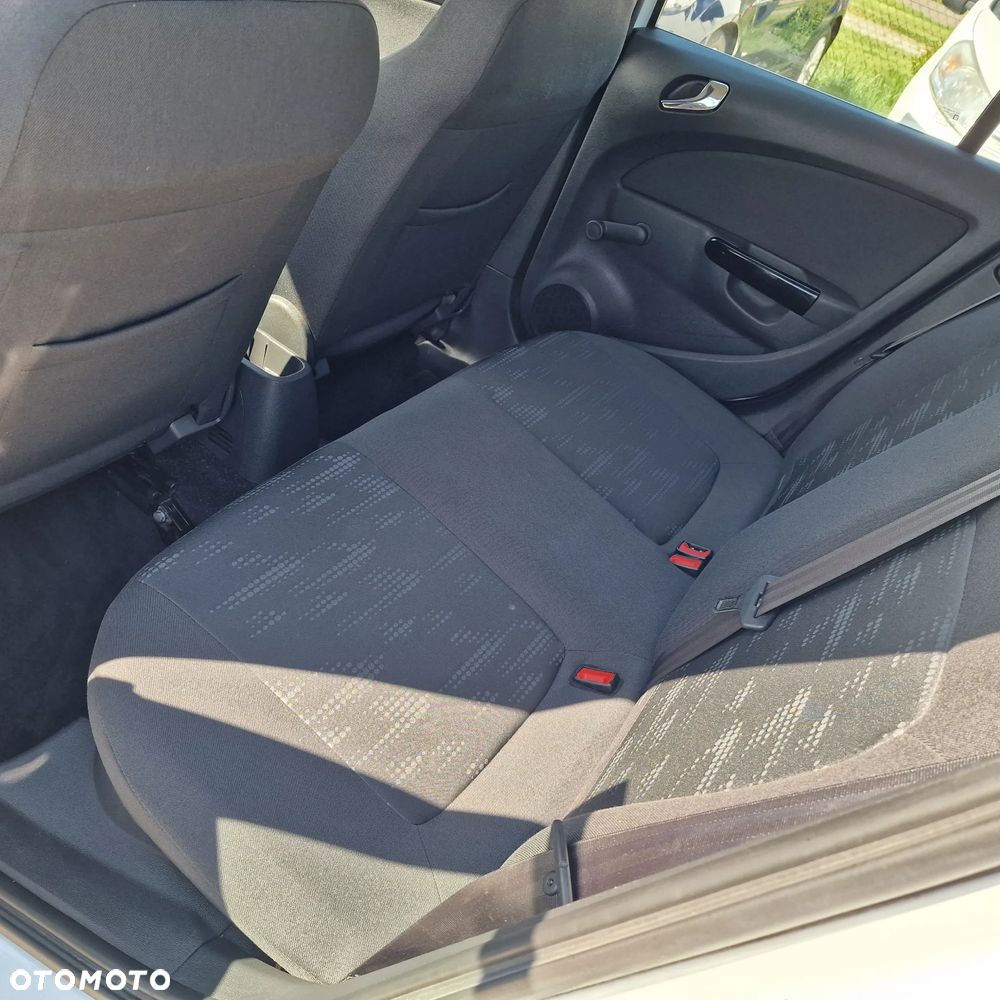 Opel Corsa 1.2 16V Color Edition - 11