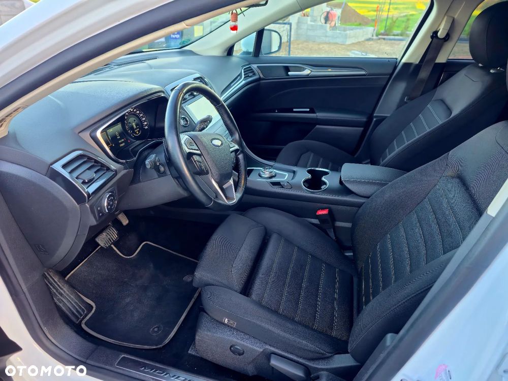 Ford Mondeo - 7