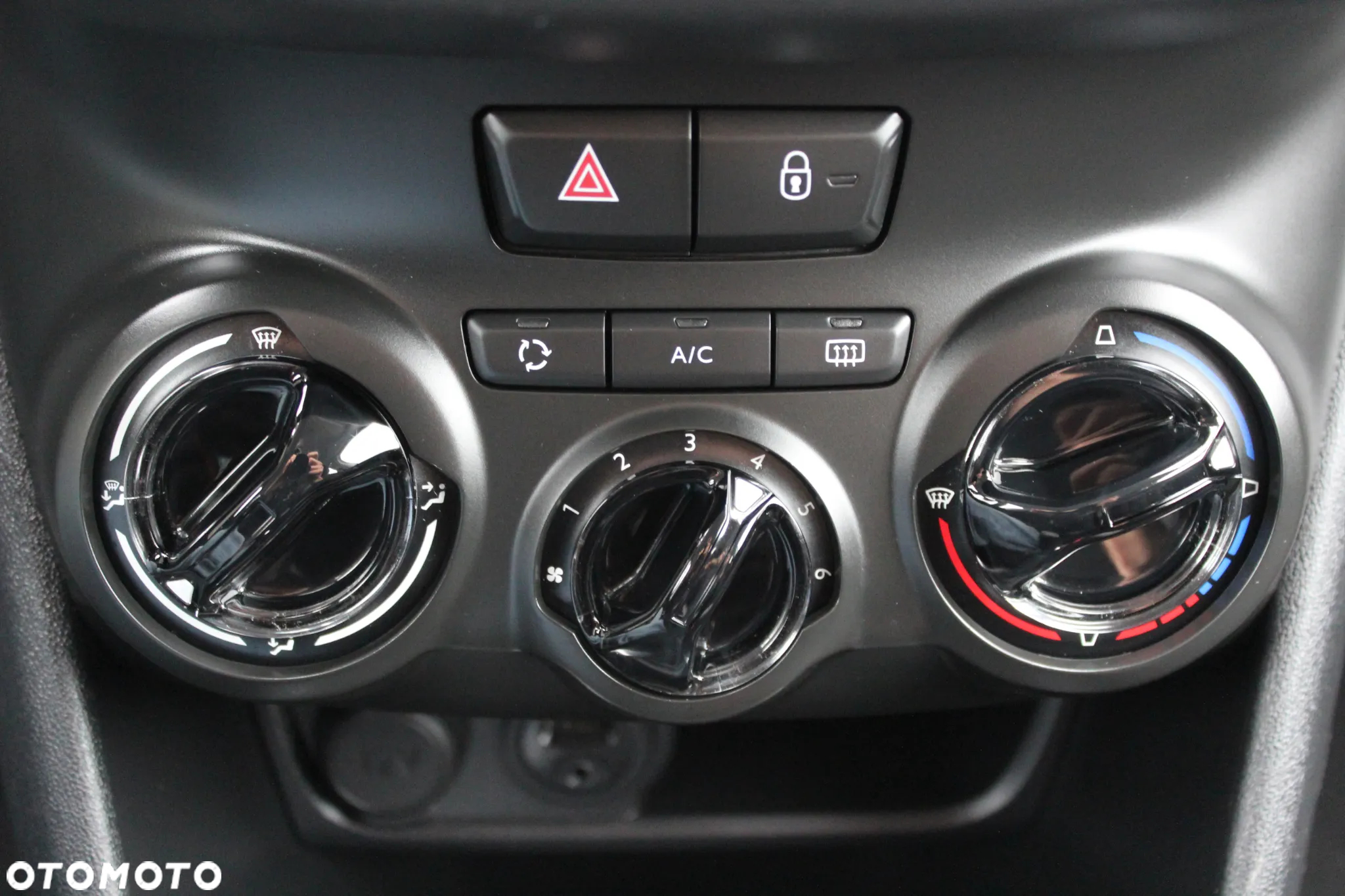 Peugeot 208 Blue-HDi 100 Stop&Start Active - 21