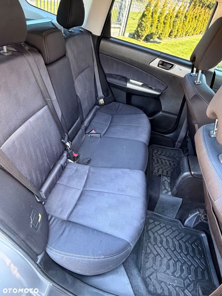 Subaru Forester 2.0 XC 000 - 9