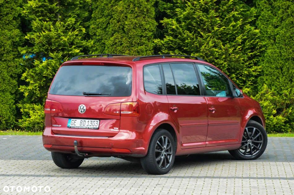 Volkswagen Touran 1.6 TDI DPF BlueMotion Technology DSG Comfortline - 20