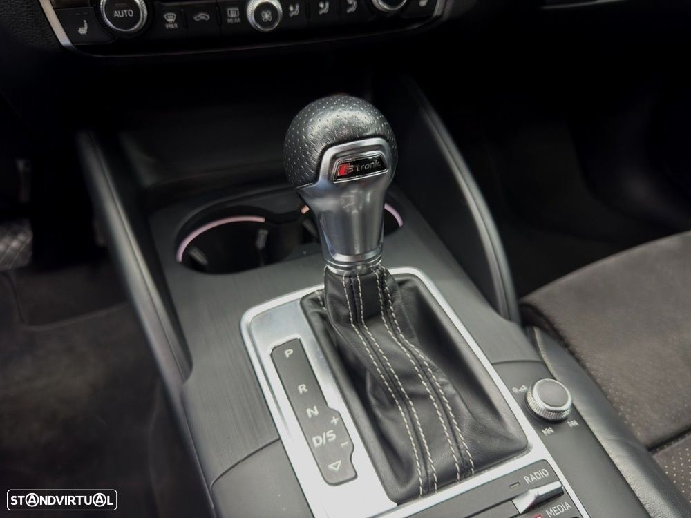 Audi A3 Sportback 2.0 TDI S-line S tronic - 18