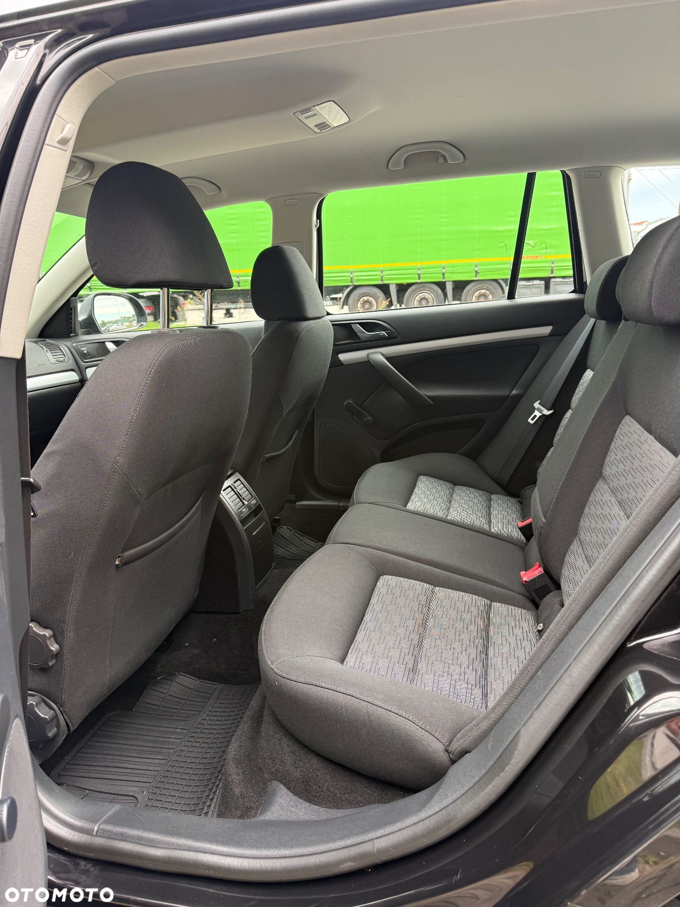 Skoda Octavia 2.0 TDI Ambiente - 12