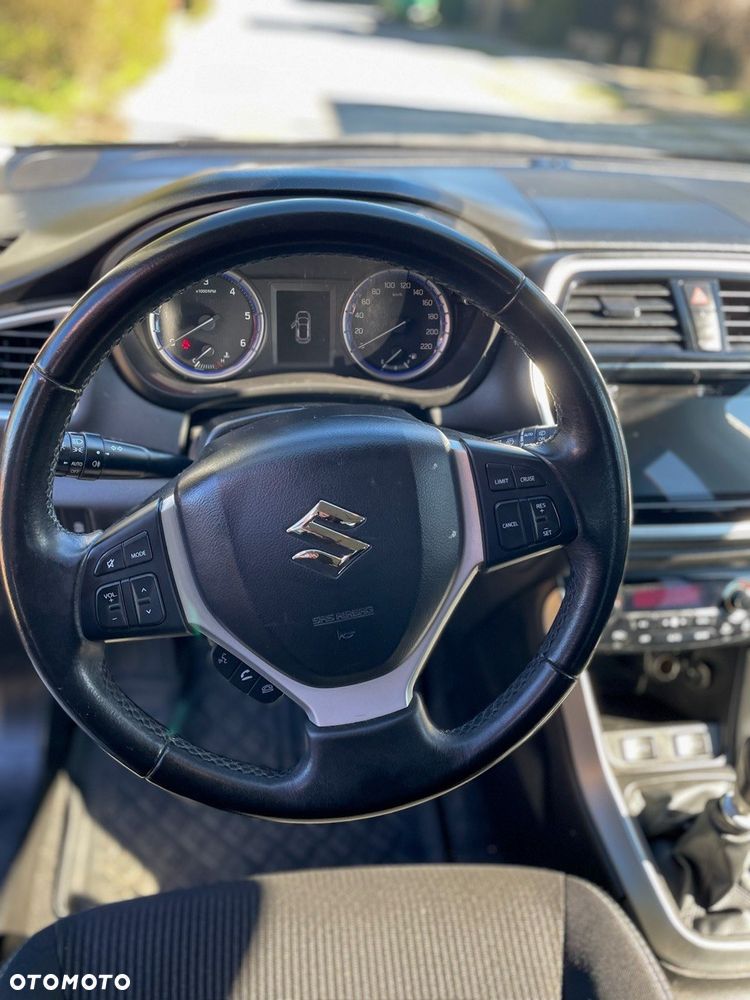 Suzuki SX4 S-Cross - 13