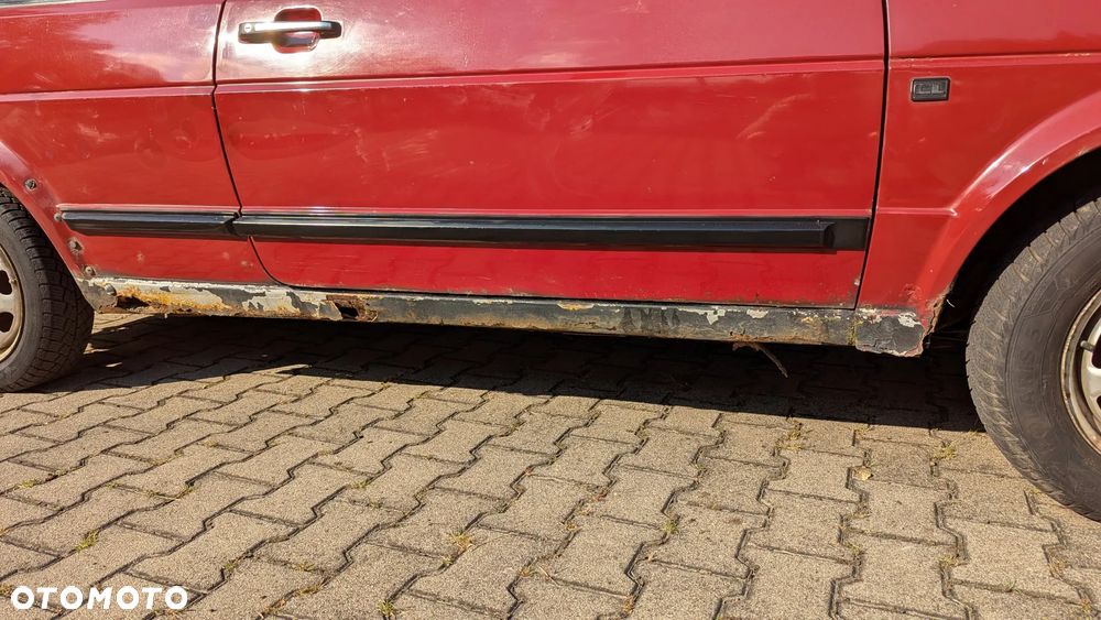 Volkswagen Golf 1.6 CL D - 11