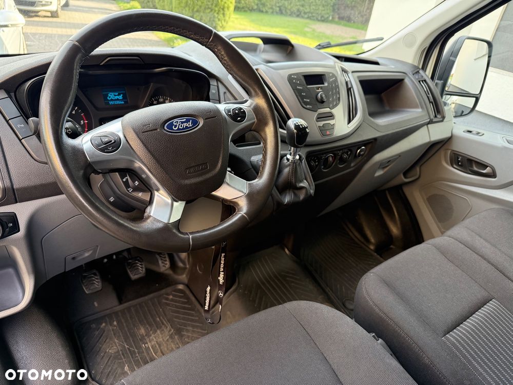 Ford Transit - 9