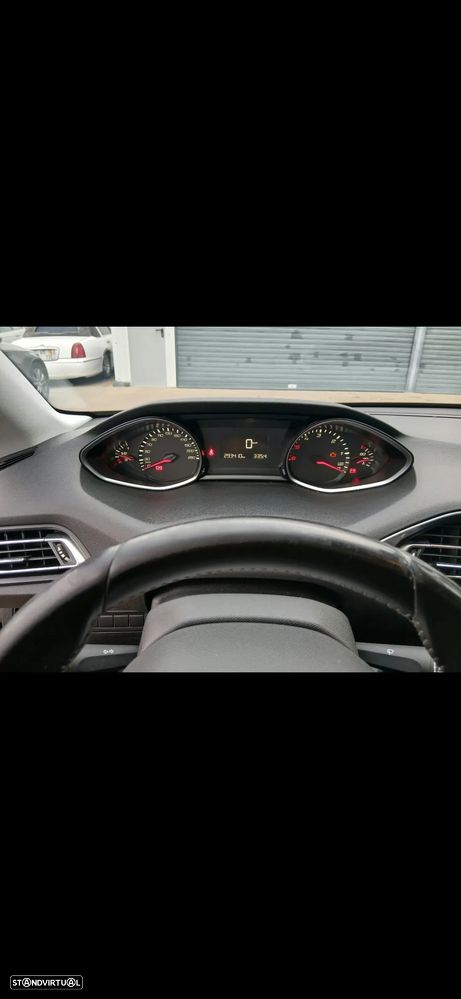 Peugeot 308 SW - 13