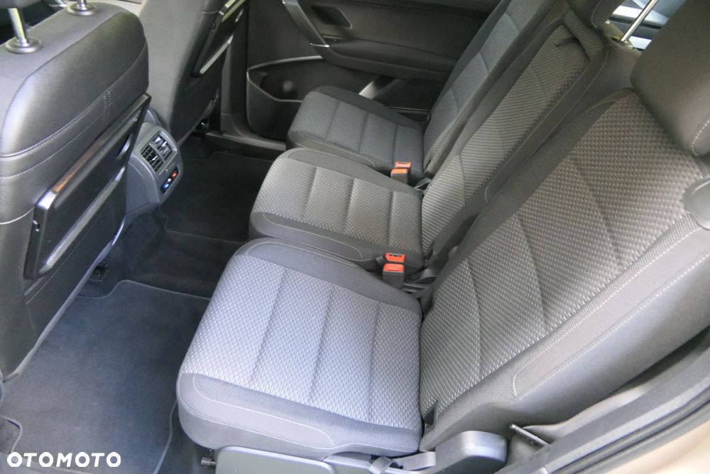 Volkswagen Touran 2.0 TDI BMT Highline DSG - 27