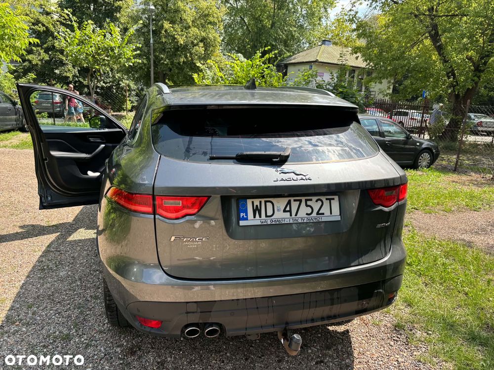 Jaguar F-Pace 20d Prestige - 3