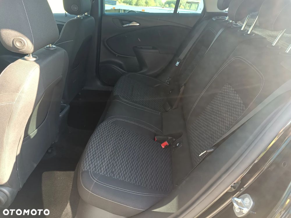 Opel Astra 1.4 T Dynamic - 35