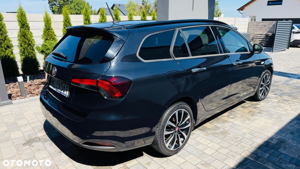 Fiat Tipo 1.4 16v Lounge EU6d - 2