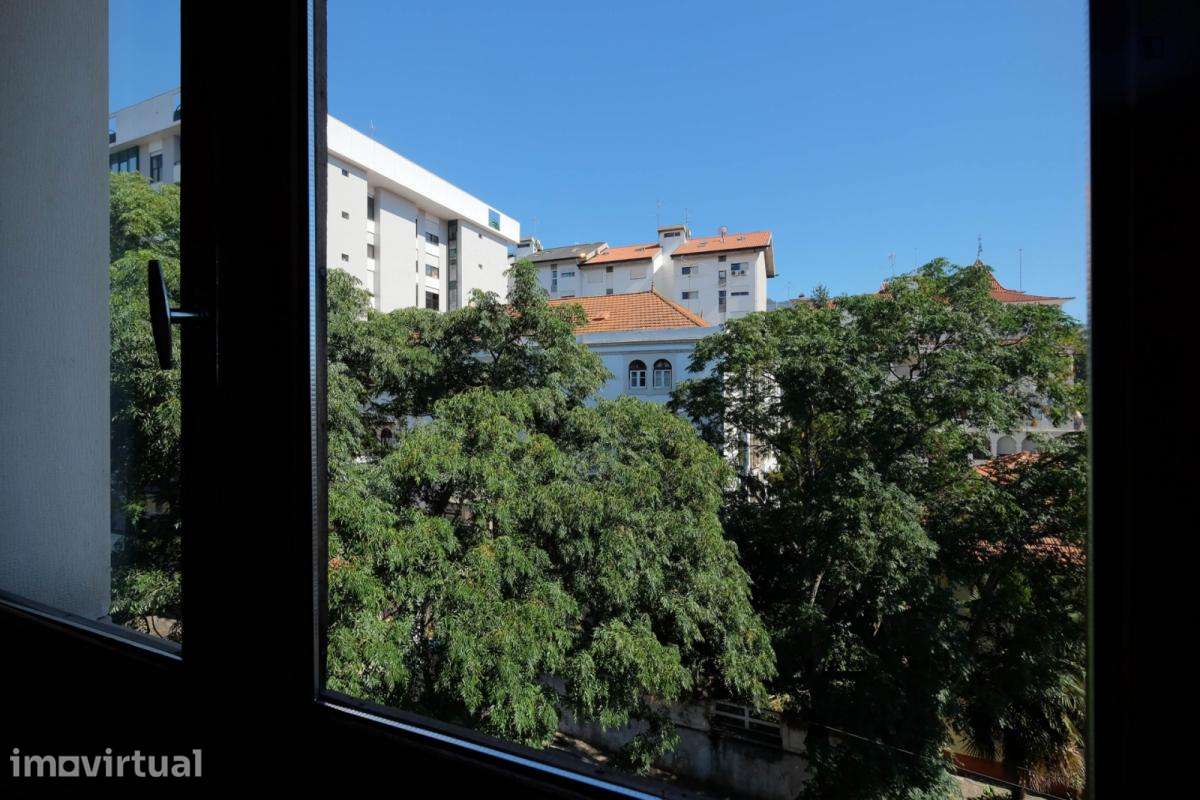 Quarto - localizado em Montes Claros Coimbra - Grande imagem: 3/18