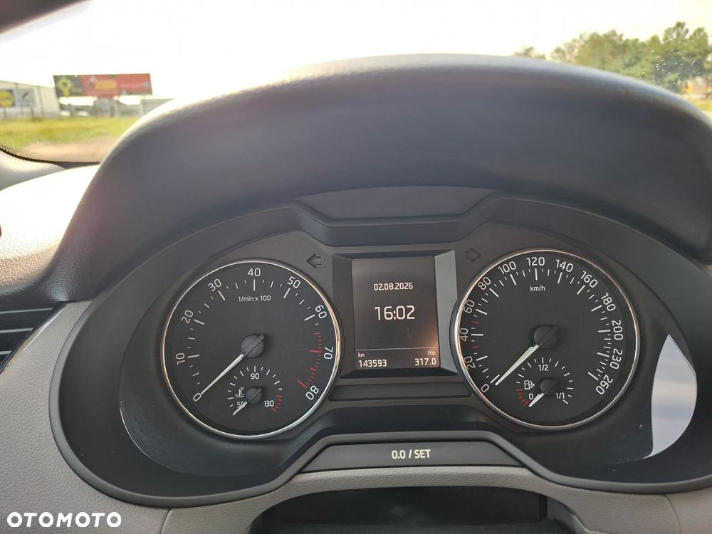 Skoda Octavia 1.4 TSI Ambition - 9