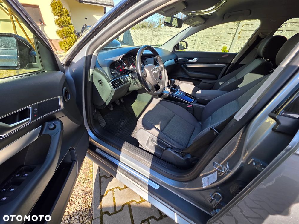 Audi A6 Limousine 2.4 - 10