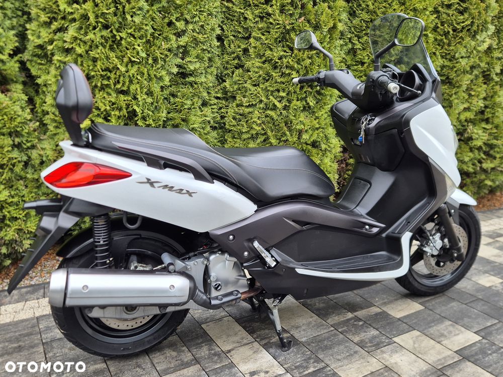 Yamaha X-max - 3