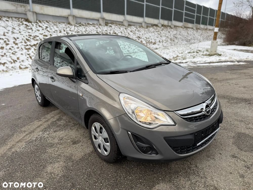 Opel Corsa 1.2 16V Edition / Active - 1