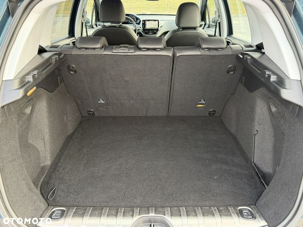 Peugeot 2008 PureTech 110 Stop&Start EAT6 Allure - 38