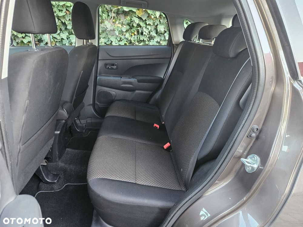 Mitsubishi ASX - 19